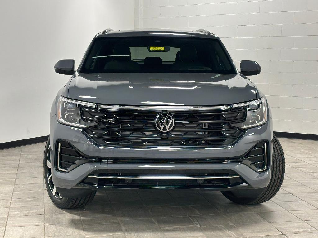 new 2025 Volkswagen Atlas Cross Sport car, priced at $51,834