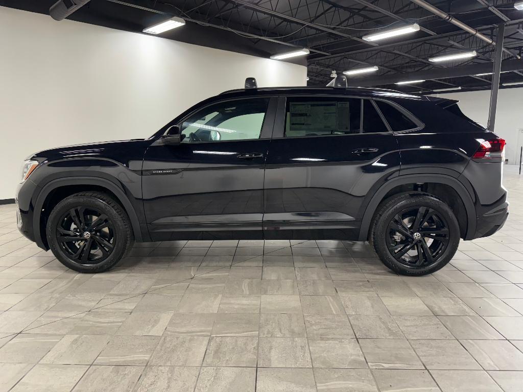 new 2026 Volkswagen Atlas Cross Sport car, priced at $50,549