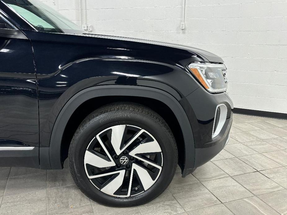 used 2024 Volkswagen Atlas car, priced at $43,337