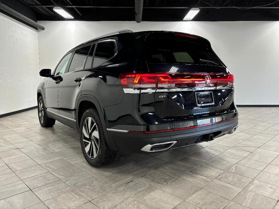 new 2024 Volkswagen Atlas car, priced at $45,890