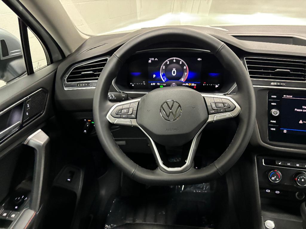 new 2024 Volkswagen Tiguan car, priced at $32,154