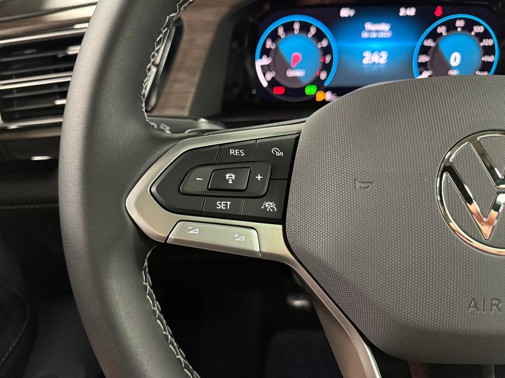 new 2025 Volkswagen Atlas car, priced at $49,156