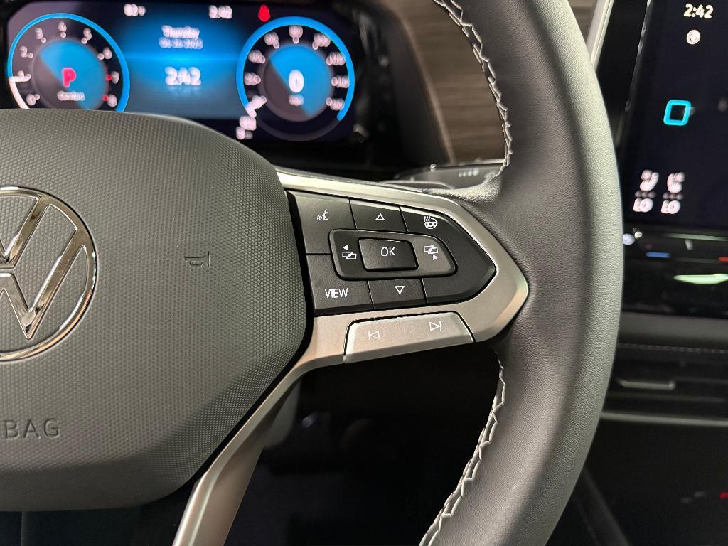 new 2025 Volkswagen Atlas car, priced at $49,156