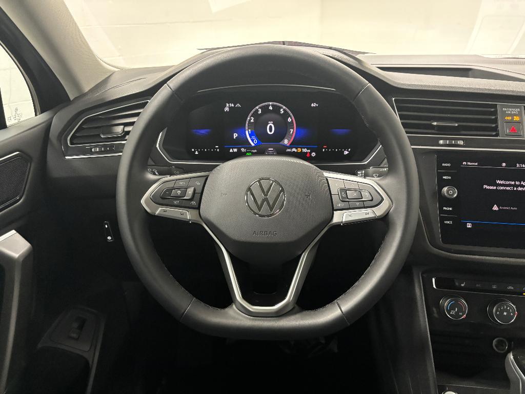 new 2024 Volkswagen Tiguan car, priced at $31,481