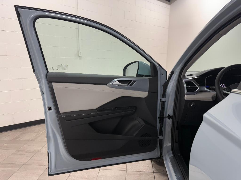 new 2025 Volkswagen Taos car, priced at $29,390