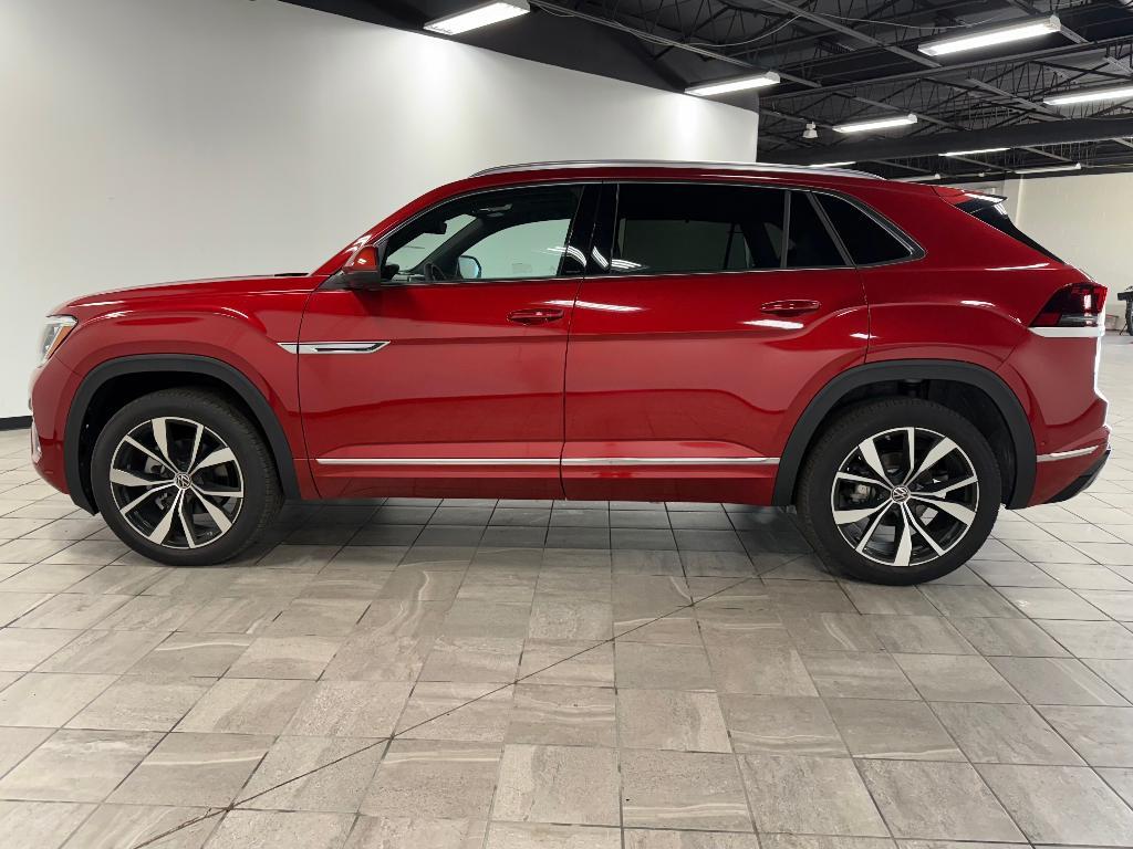new 2025 Volkswagen Atlas Cross Sport car, priced at $50,661