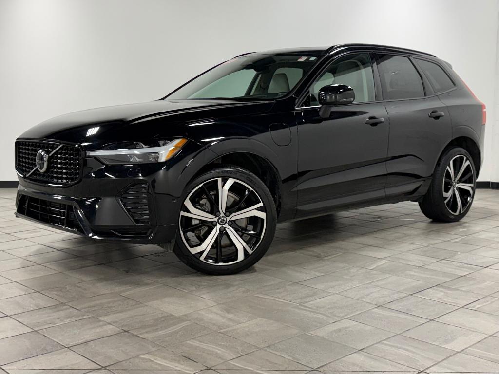 used 2023 Volvo XC60 Recharge Plug-In Hybrid car, priced at $40,182