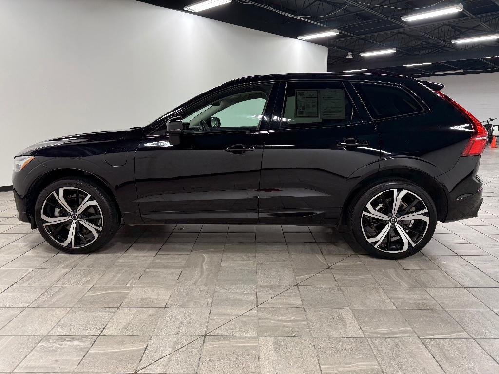 used 2023 Volvo XC60 Recharge Plug-In Hybrid car, priced at $40,182