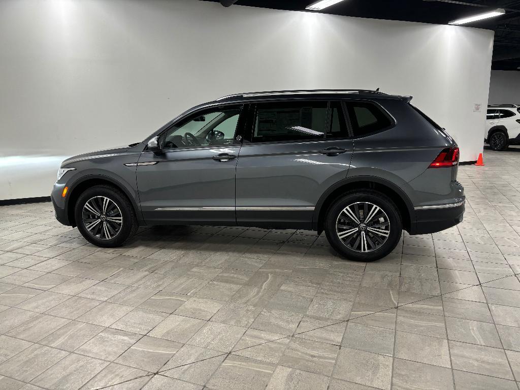 new 2024 Volkswagen Tiguan car, priced at $31,981