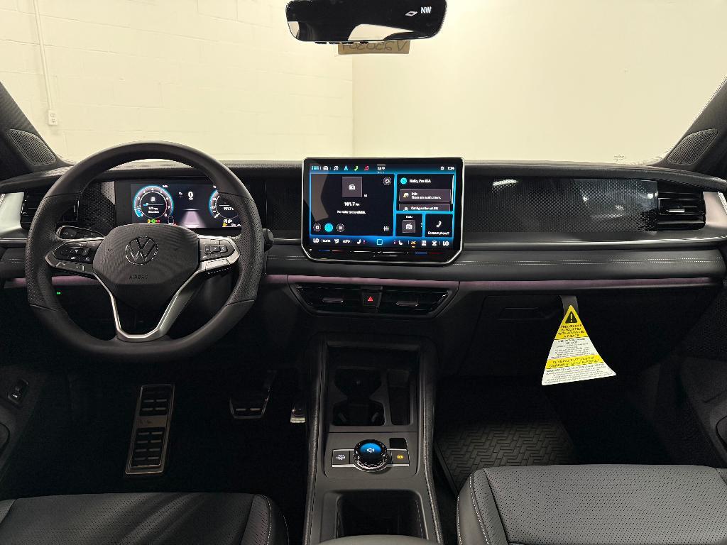 new 2025 Volkswagen Tiguan car, priced at $37,078