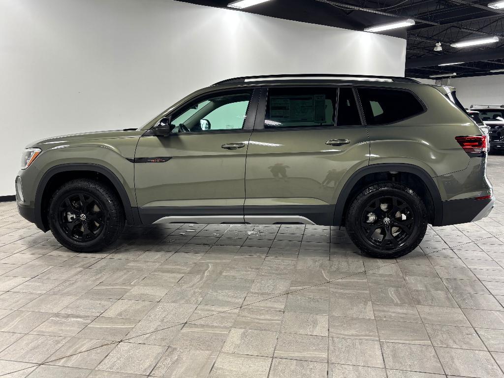 new 2025 Volkswagen Atlas car, priced at $47,432