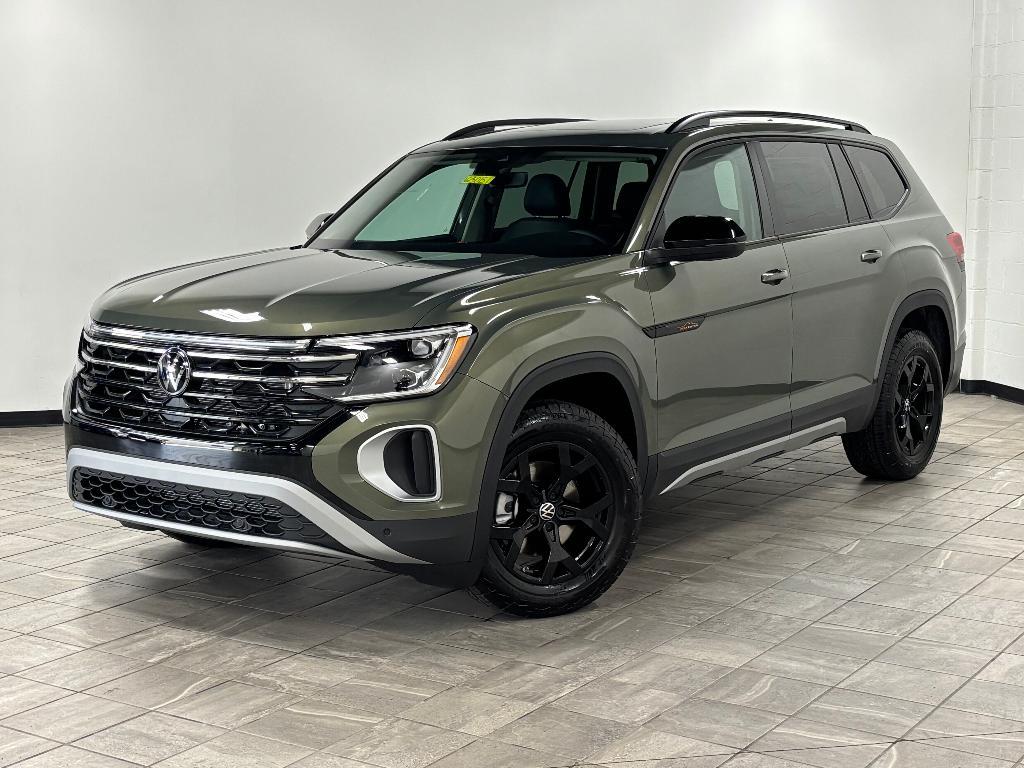 new 2025 Volkswagen Atlas car, priced at $47,432