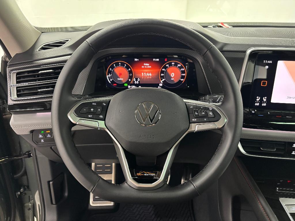 new 2025 Volkswagen Atlas car, priced at $47,432