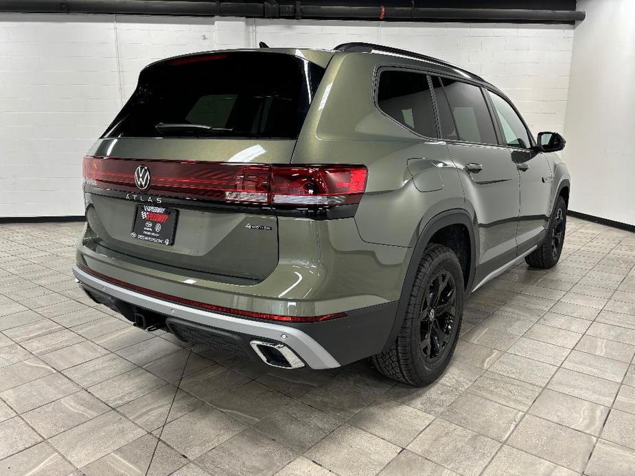 new 2025 Volkswagen Atlas car, priced at $47,816