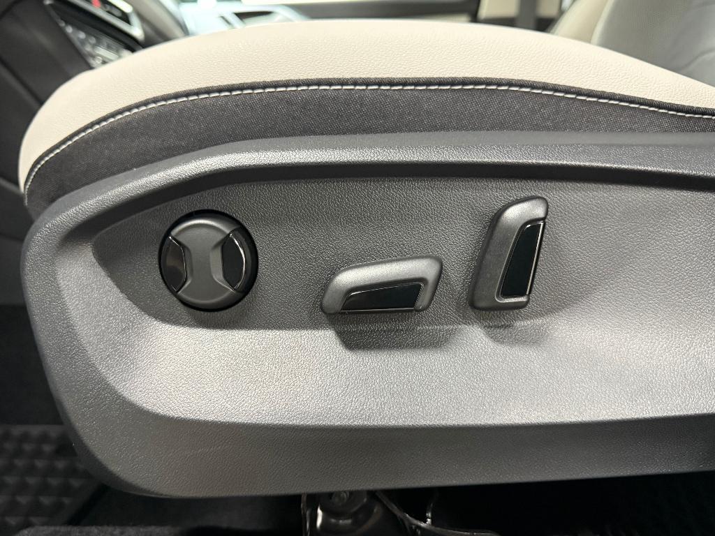 new 2025 Volkswagen Taos car, priced at $31,010