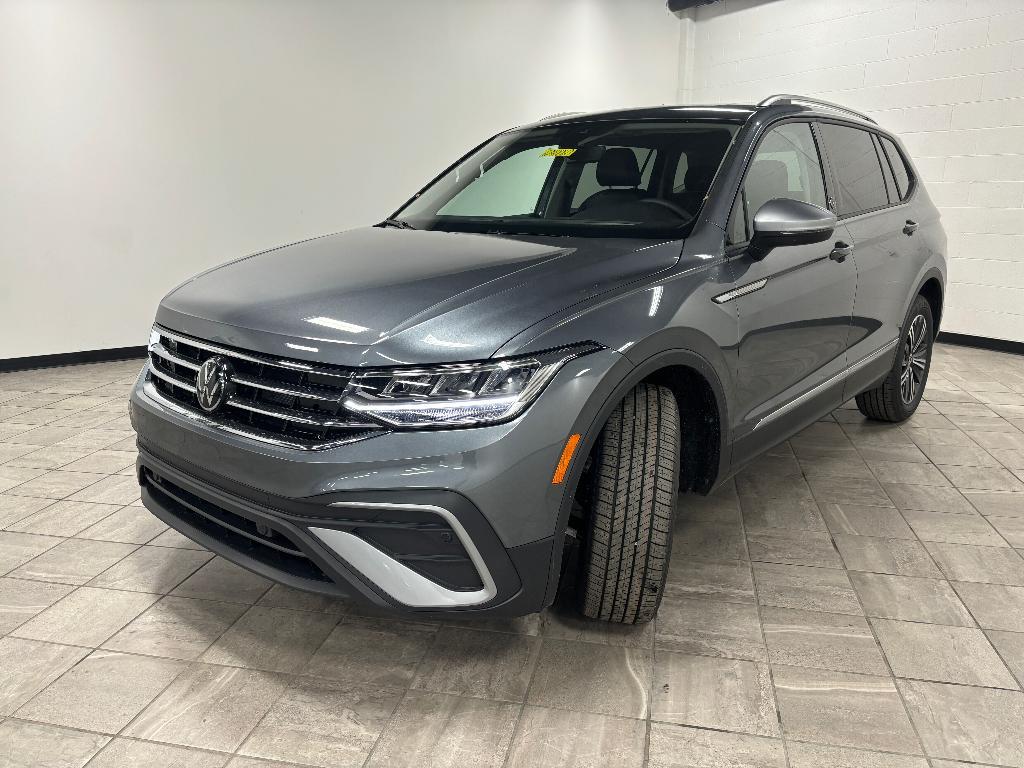 new 2024 Volkswagen Tiguan car, priced at $31,981