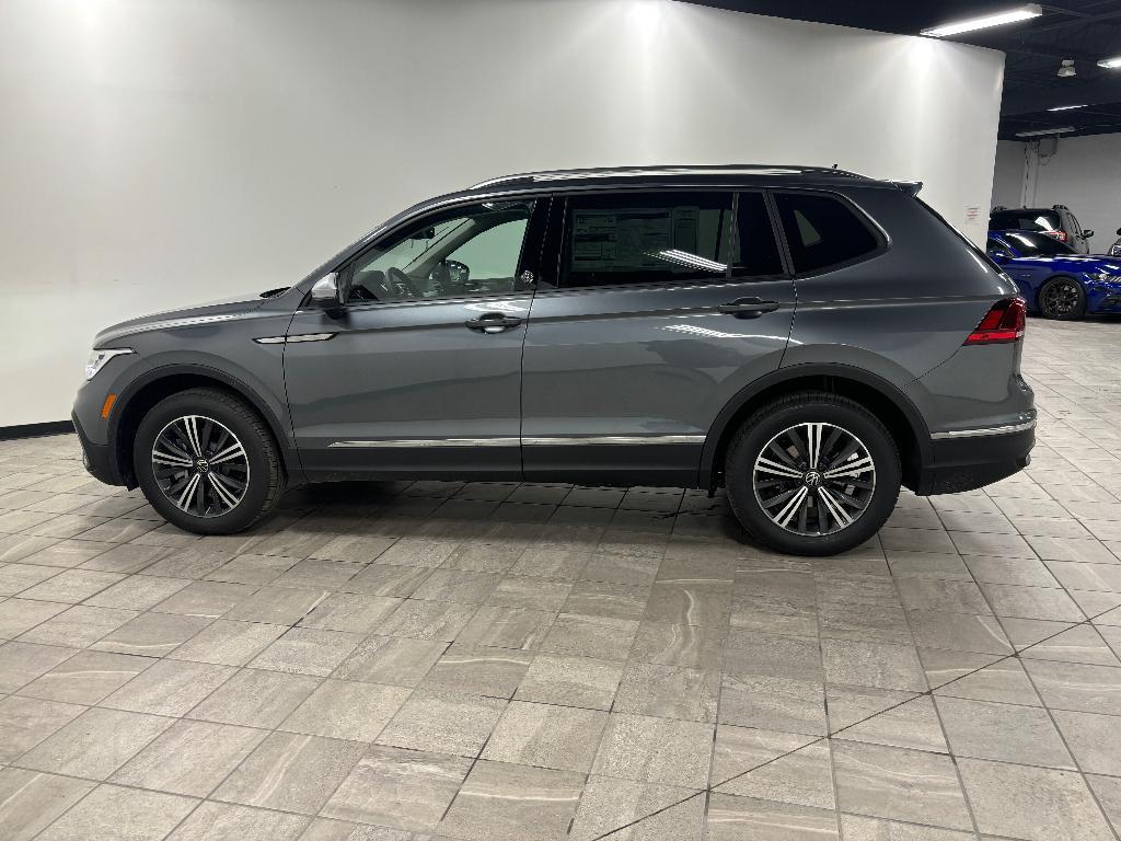 new 2024 Volkswagen Tiguan car, priced at $31,981