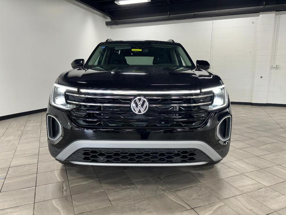 new 2025 Volkswagen Atlas car, priced at $47,816