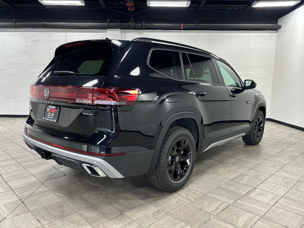 new 2025 Volkswagen Atlas car, priced at $47,816