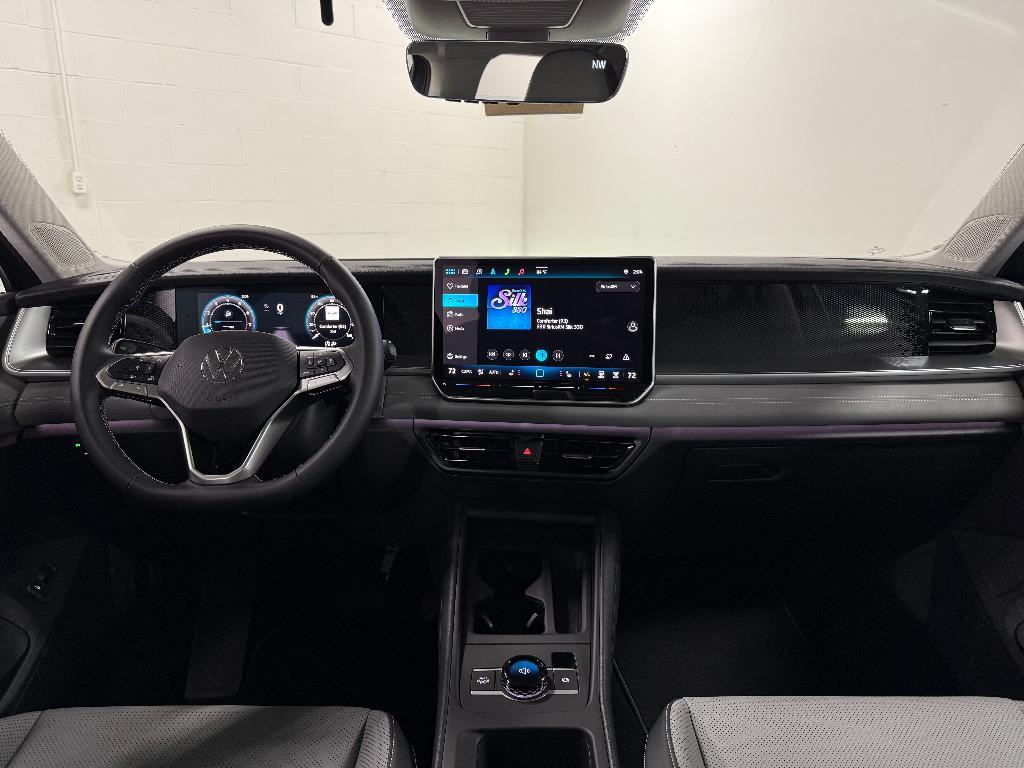 new 2025 Volkswagen Tiguan car, priced at $35,179