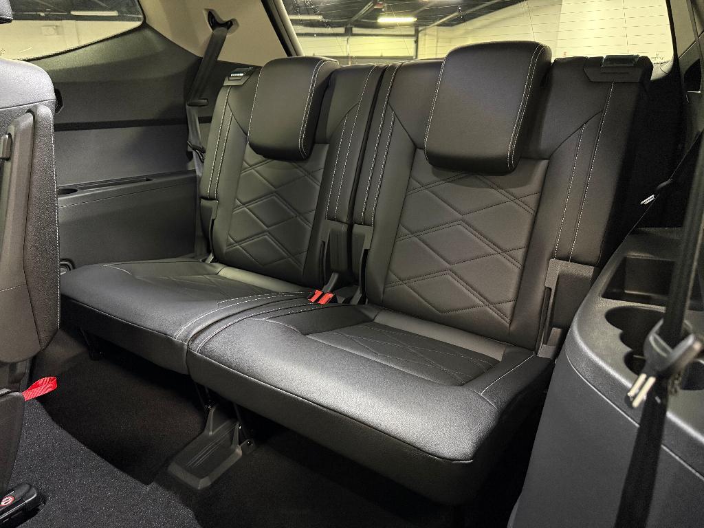 new 2026 Volkswagen Atlas car, priced at $45,975