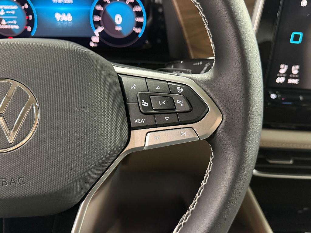 new 2026 Volkswagen Atlas car, priced at $46,421