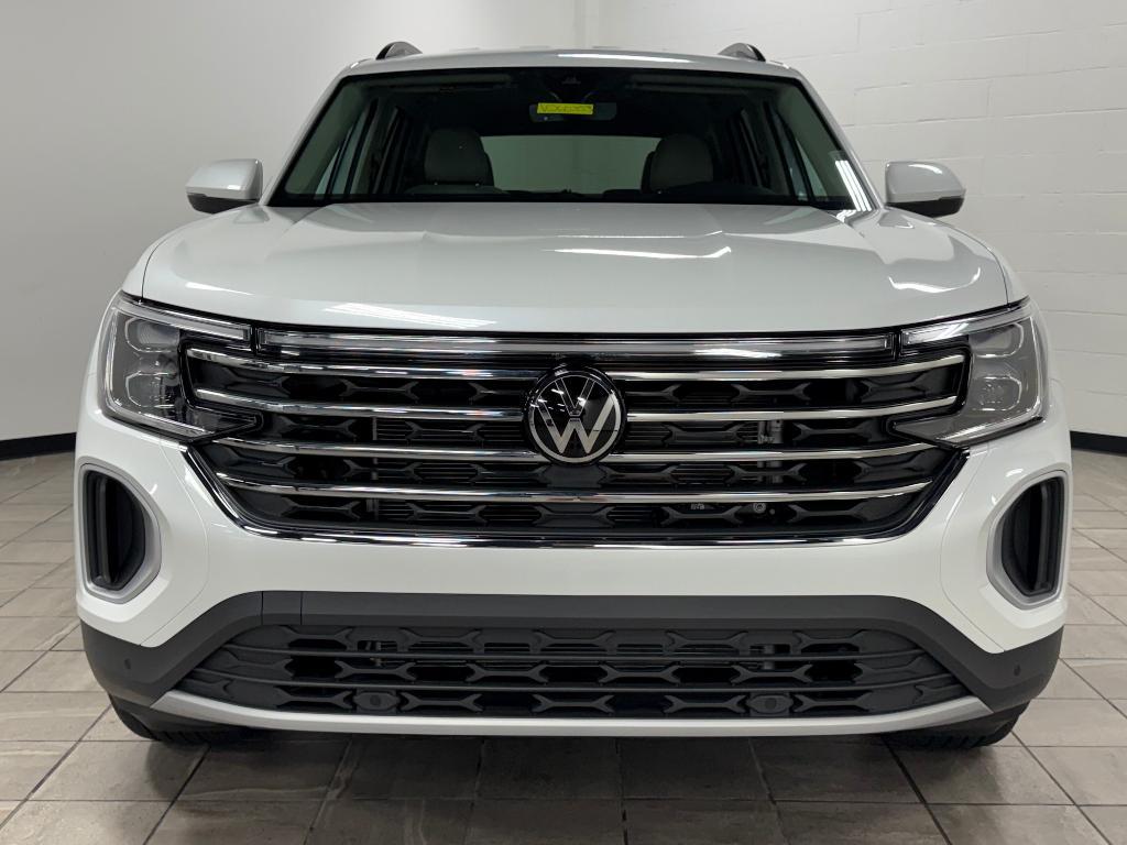 new 2026 Volkswagen Atlas car, priced at $46,421