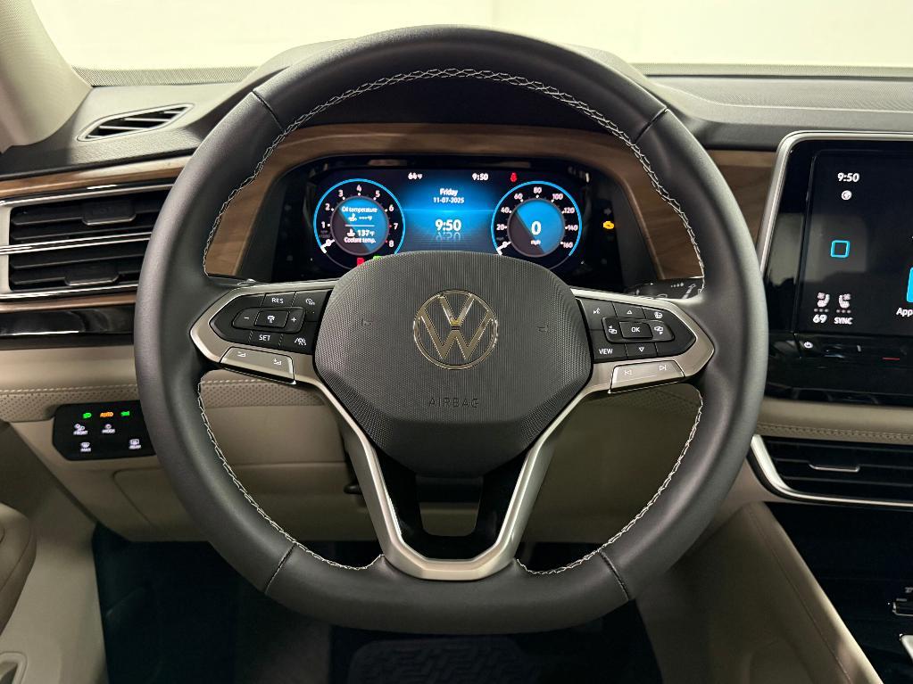 new 2026 Volkswagen Atlas car, priced at $46,421