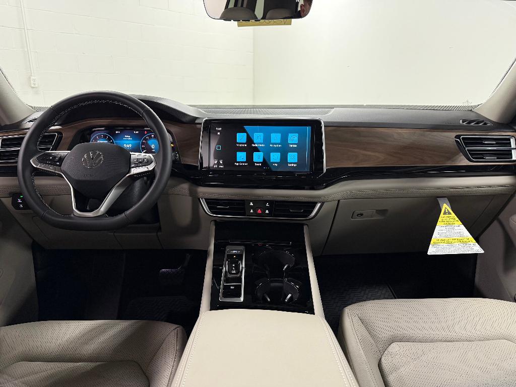 new 2026 Volkswagen Atlas car, priced at $46,421