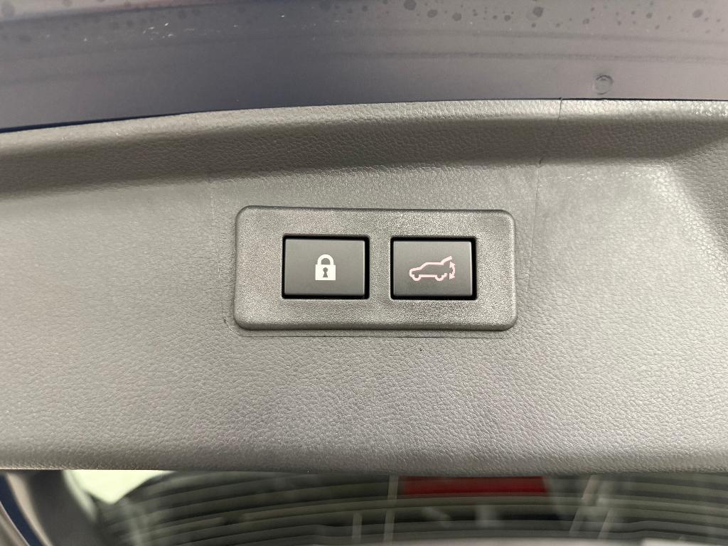 used 2025 Subaru Outback car, priced at $37,000