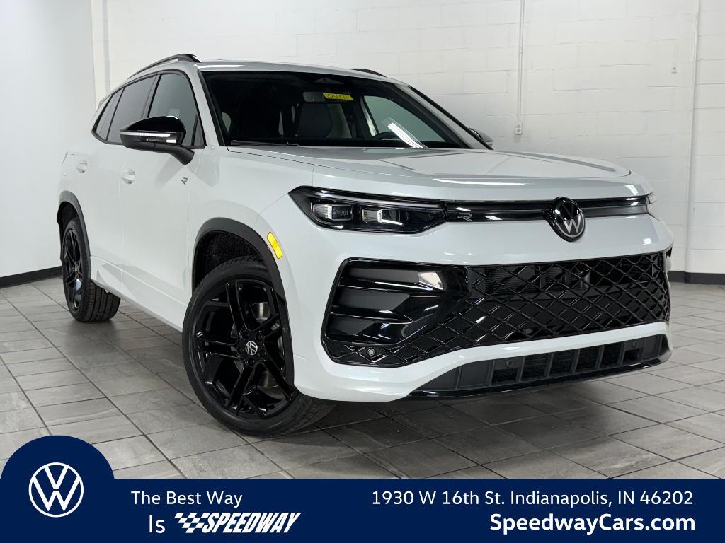 new 2025 Volkswagen Tiguan car, priced at $37,904