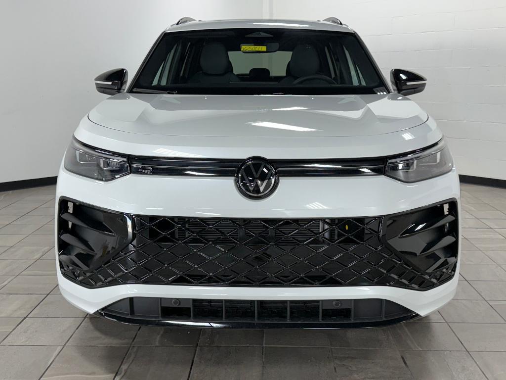 new 2025 Volkswagen Tiguan car, priced at $36,388