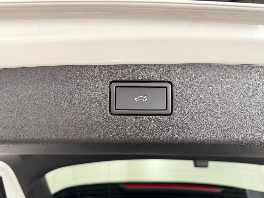new 2025 Volkswagen Tiguan car, priced at $36,388
