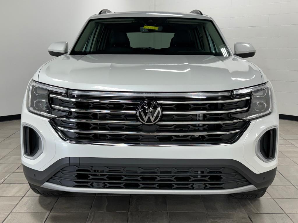 new 2026 Volkswagen Atlas car, priced at $45,919