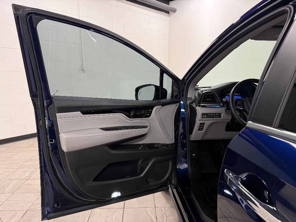 used 2024 Honda Odyssey car, priced at $40,345