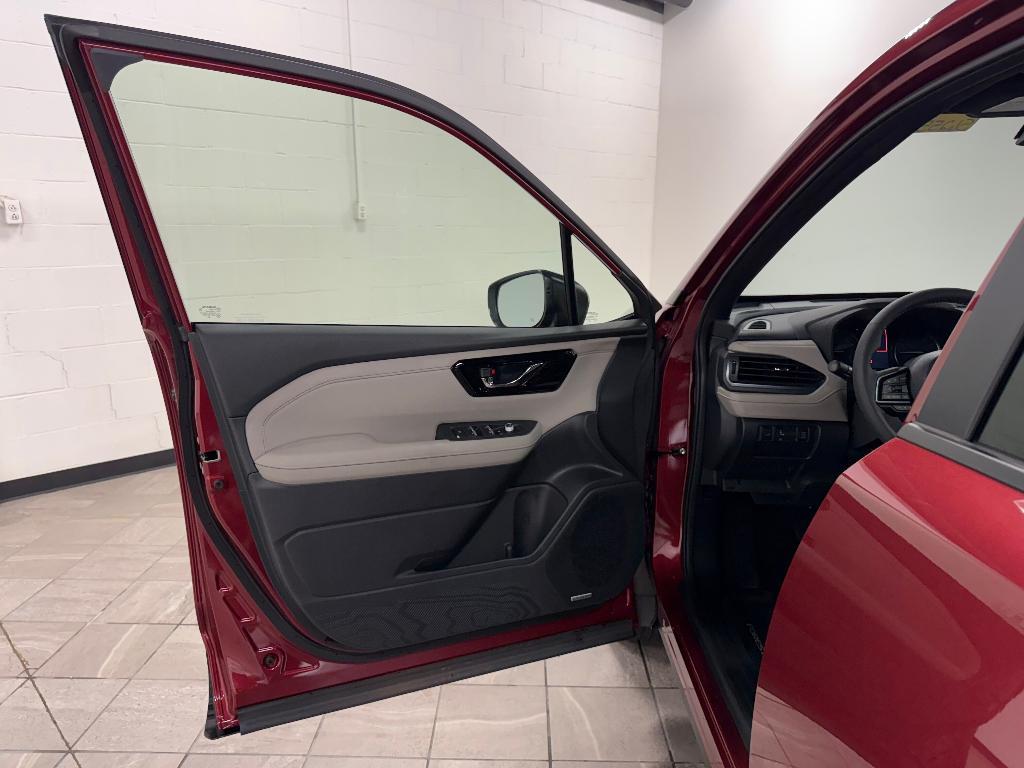 new 2025 Subaru Forester car, priced at $39,484