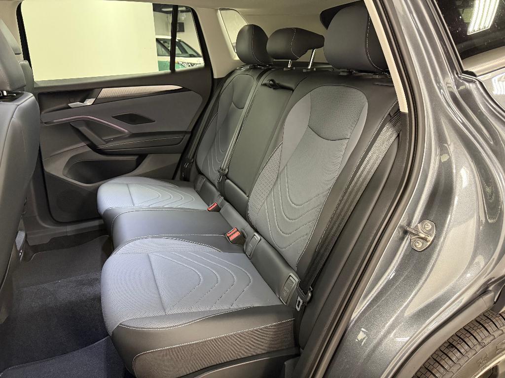 new 2025 Volkswagen Tiguan car, priced at $36,094