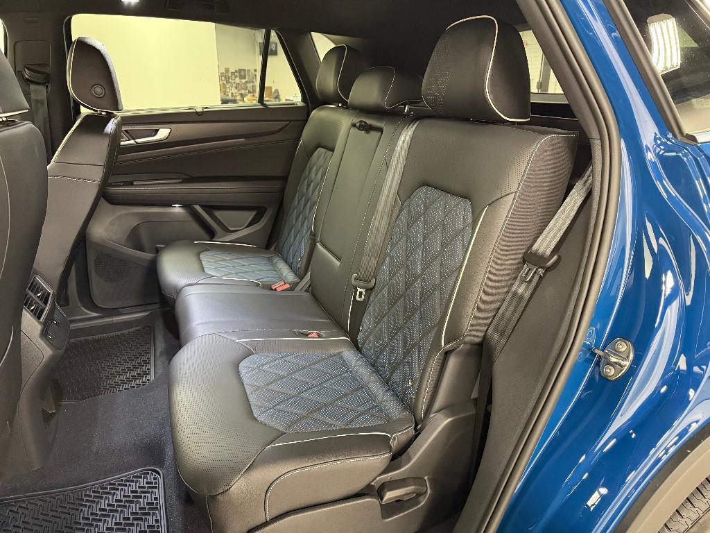 new 2025 Volkswagen Atlas Cross Sport car, priced at $53,192