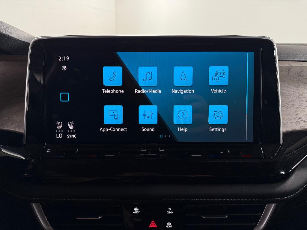 new 2025 Volkswagen Atlas car, priced at $35,813