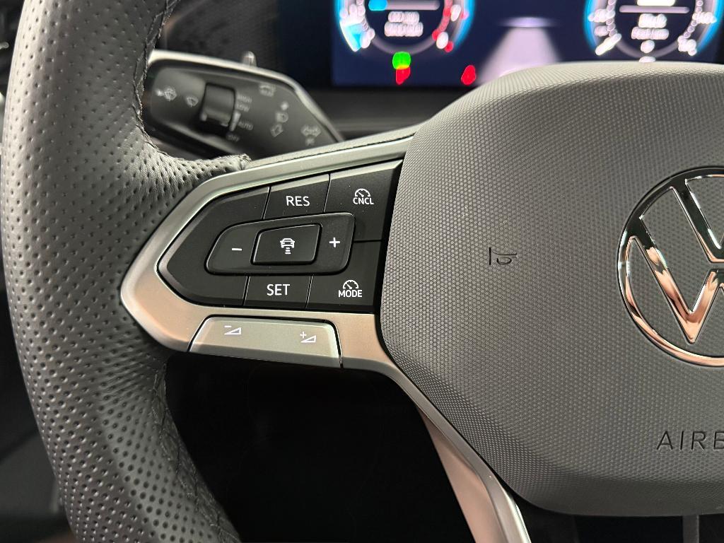 new 2025 Volkswagen Tiguan car, priced at $38,287