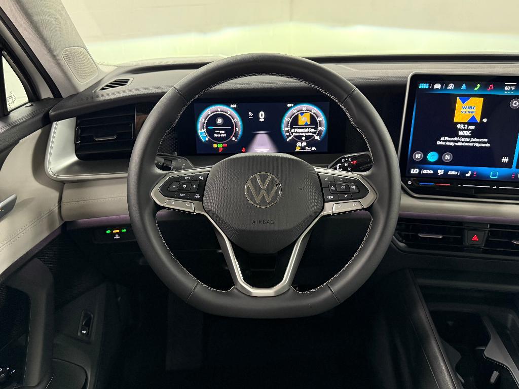 new 2025 Volkswagen Tiguan car, priced at $34,252