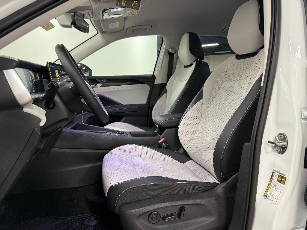 new 2025 Volkswagen Tiguan car, priced at $34,252