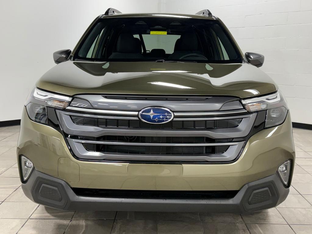 new 2025 Subaru Forester car, priced at $33,346