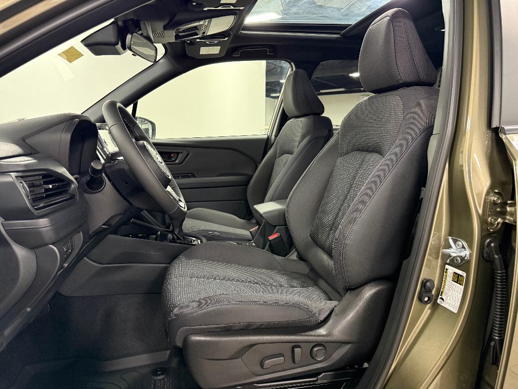 new 2025 Subaru Forester car, priced at $33,346