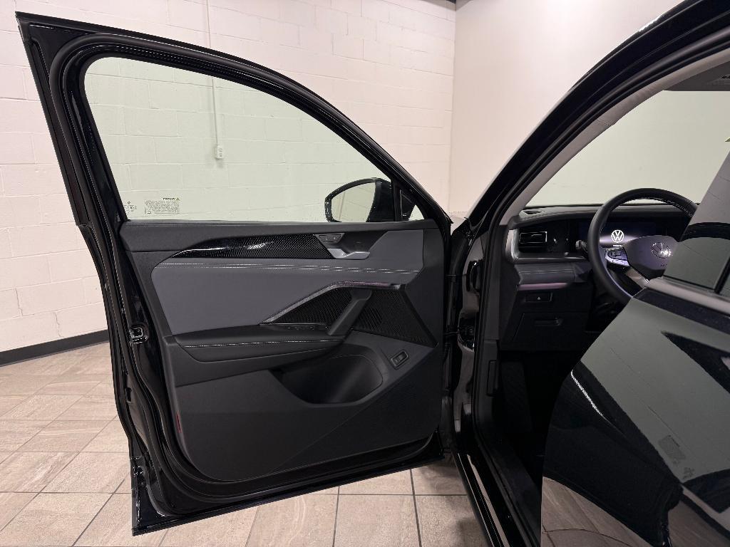 new 2026 Volkswagen Tiguan car, priced at $36,080