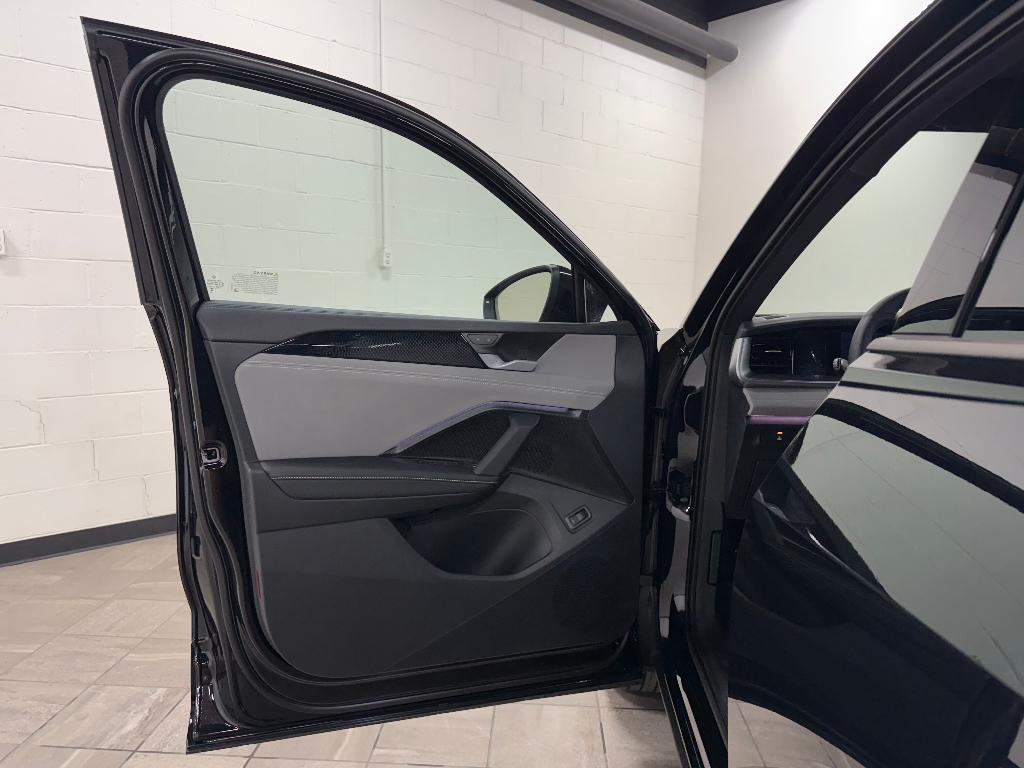 new 2025 Volkswagen Tiguan car, priced at $37,196