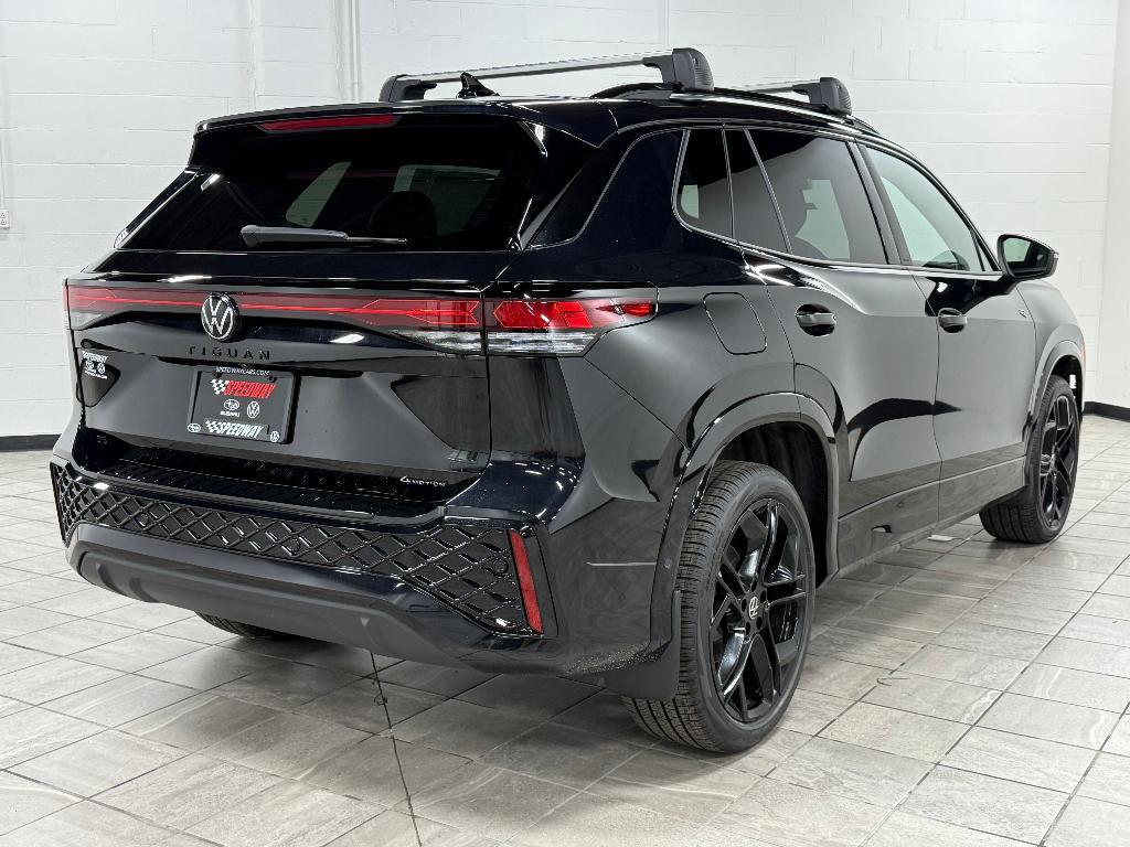 new 2025 Volkswagen Tiguan car, priced at $37,196