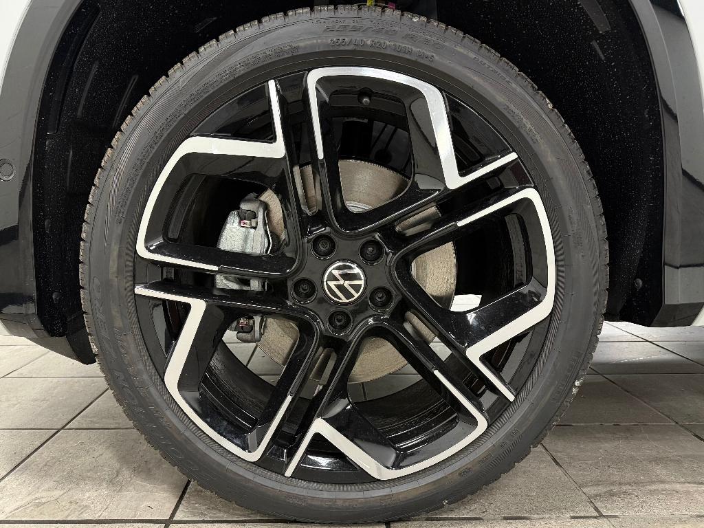 new 2026 Volkswagen Tiguan car, priced at $44,312