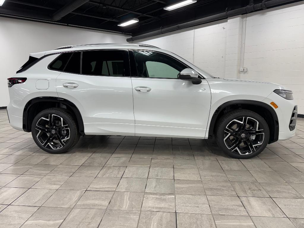 new 2026 Volkswagen Tiguan car, priced at $44,312