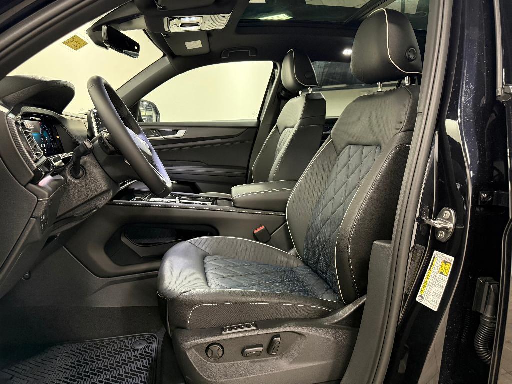 new 2026 Volkswagen Atlas Cross Sport car, priced at $53,867